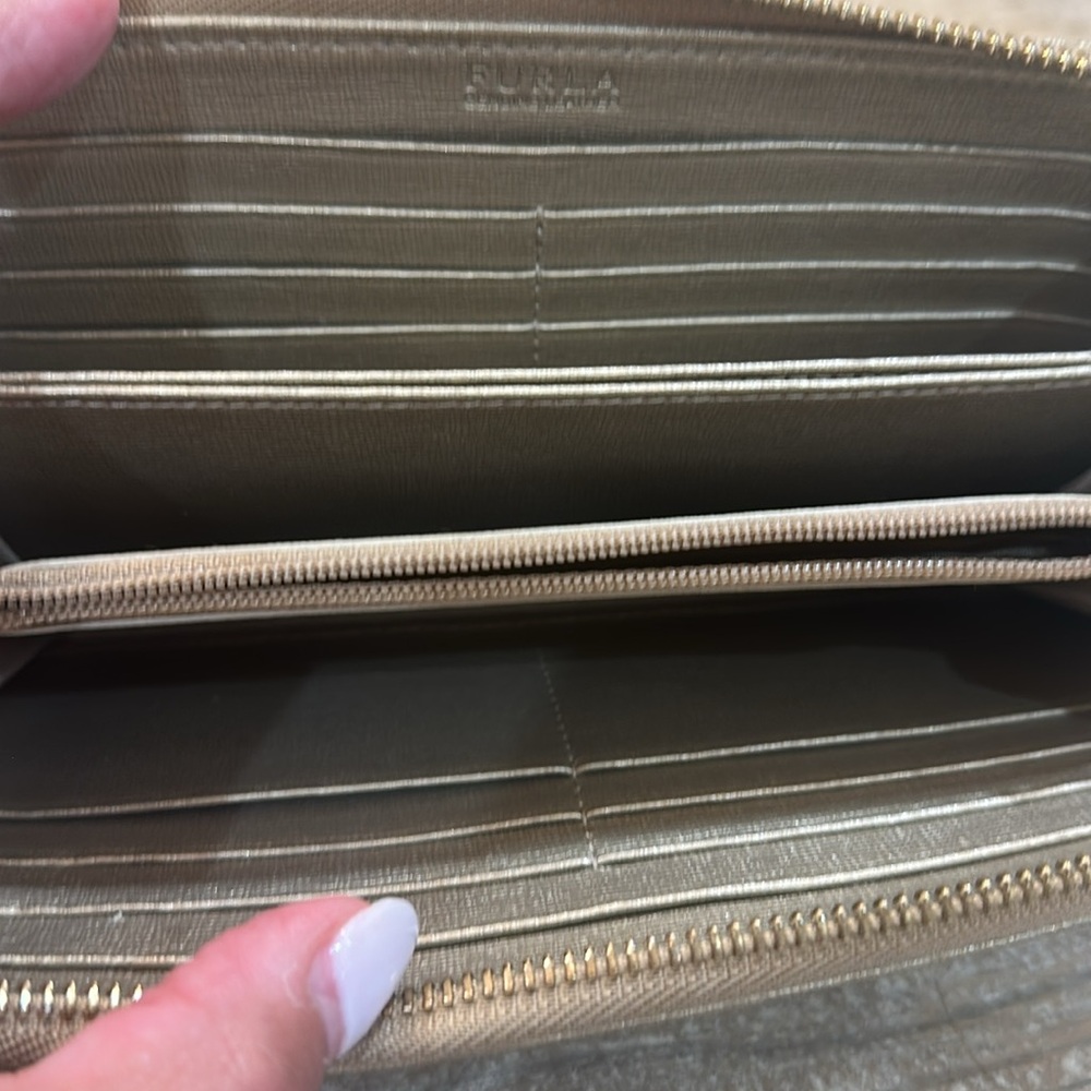 Furla Wallet - Picture 5 of 14